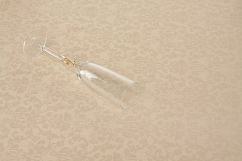 Салфетка 43*43 см. бежевая мелкий цветок /3/ Под заказ