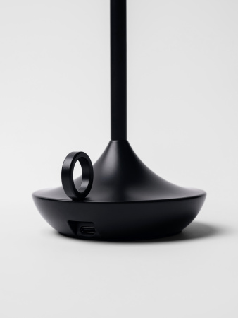 Лампа настольная беспроводная d=11 см. h=25,5 см. 1 цвет, 3 режима яркости, алюм., черная LED CANDLE MGline /1/20/ АКЦИЯ