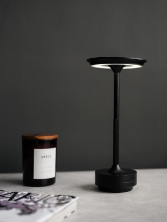 Лампа настольная d=13 см. h=27,5 см. 3 цвета, сенсорная регулировка яркости, алюм., черная LED HIGH-TECH MGline /1/20/